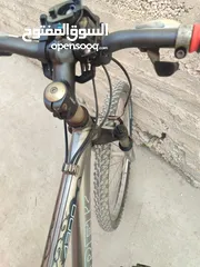  7 دراجات هوائيه بحالة ممتازه