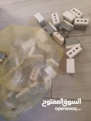  11 قطع مستعملات بتلزم واحد كهربجي بكمية كبيرة وسوقها ماشي اباريز وكبسات نواسات وغطي وعلب