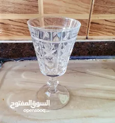  2 كاسات كرستال زجاج البوهيمي أو الكريستال البوهيمي هو زجاج شهير يتميز بجودته العالية وحرفيته