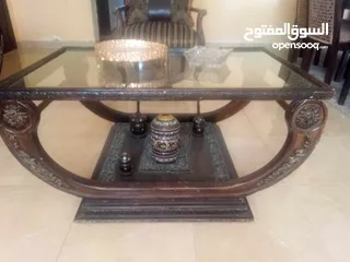  8 غرفة سفرة و بيرو و فضية وطقم كنب مع طاولات  مصري ثقيل بالصلاه على النبي مستعمل بس نضيف