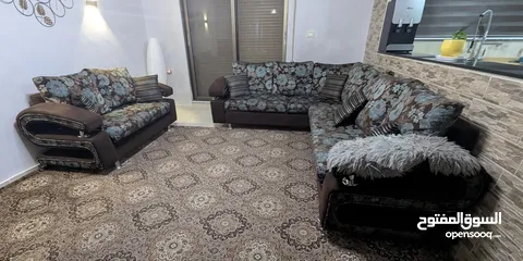  1 طقم كورنر بحالة جيدة