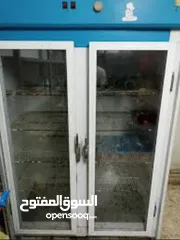  1 ثلاجة تجارية ببابين للمحلات و السوبر ماركت