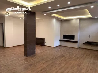  17 فيلا فاخره سوبر ديلوكس للايجار في منطقه الصويفيه