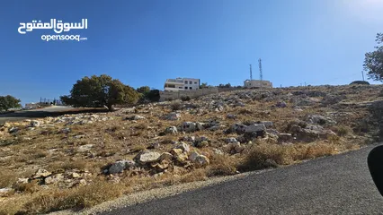  2 فيلا للبيع في ابو السوس اطلالة رائعة ومنطقة هادئة وأكثر من سكن قابل للتفاوض