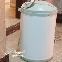  5 قيزر شغال وعليه مواسير يلي بدخلو بلحيط مع برابيش 2اصليات  وكاله وما عليك بس ركب وبس