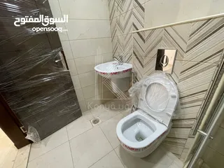  8 مبنى استثماري سكنية للبيع في الجبيهة