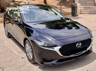  12 مازدا زوم 3 SkyActive مايلد هايبرد 2023 وارد الخياط عداد 43 ألف فقط كرت ابيض