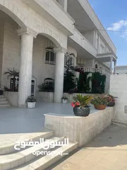  18 فيلا فخمه للبيع من المالك مباشرة منطقة دابوق  سكن أ خاص. على تله عاليه بمواصفات عالية الجودة