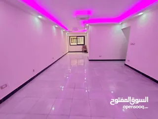  1 *شقة للبيع في سموحه - 135م