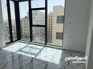  2 شقه فارغة للايجار في المصيون قرب  برافو