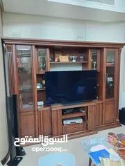  1 TV Buffett like new from home center