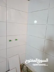  29 السلام عليكم  معلم بلاط تركيب جميع انواع البلاط أمانة و دقة وإنجاز العمل وسعر مناسب شفل فواصل وزوي