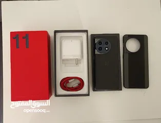  2 OnePlus 11