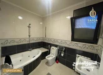  17 شقة مفروشة مميزة وواسعة مفتوحة من 3 جهات  للبيع في الريحان