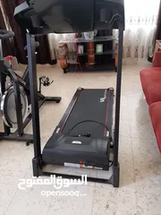  1 جهاز مشي منزلي  وبسكليت  للبيع بسعر مغري