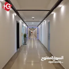  3 عياده للايجار بمساحة 108 متر مع منطر  جميل