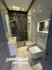  7 روف فاخر جديد لم يسكن تشطيبات عالية الجودة