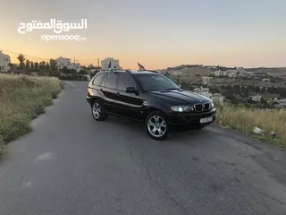  3 BMW X5 2001
