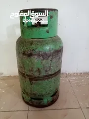  2 جرة غاز شبه مليانه