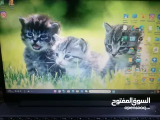  4 جهاز الابتوب للتبادل ع جهاز ايفون 11او12 او للبيع