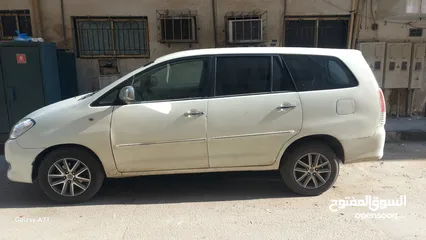  3 toyota innova