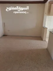  3 شقه  للبيع