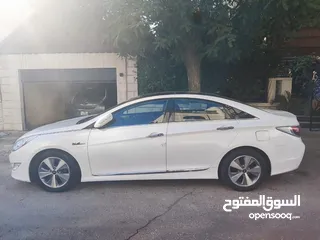  1 Hyundai Sonata Hybrid 2012 full option Limited Edition
