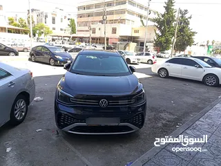  10 Id 6 crozz pro  اعلى صنف بحالة الوكالة 7 مقاعد للبيع المستعجل كاش وليس بدل