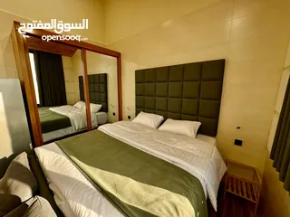  5 استوديو مفروش 5 نجوم جديد لم يسكن بعد - مجهز بالكامل في الشميساني من المالك مباشرة