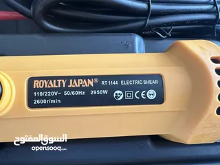  8 مكينة حلاقة الحيوانات الاغنام والكباش والجمال والخيول من شركة ROYALTY JAPAN قوة 2950 مع ضمان ثلاثة ش