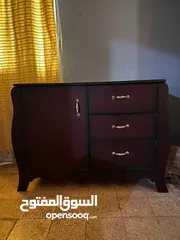  1 للبيع مجموعه اغراض غرفه