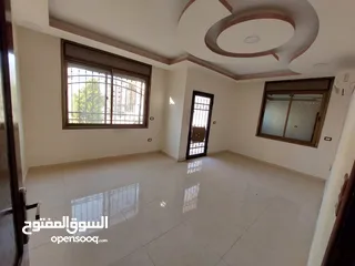  5 شقة مستعمله للبيع اربد الحي الشرقي
