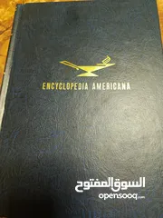  4 مجموعه كامل انسايكلوبيديا (Encyclopedia Americana) عمرها 50 سنه