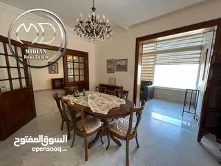  2 شقة فارغة للايجار جبل عمان طابق أول مساحة 250م 4 نوم اطلالة جميلة