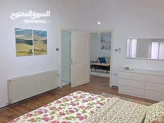  17 فيلا مفروشة للإيجار 1400م2 ( Property 38610 ) سنوي فقط