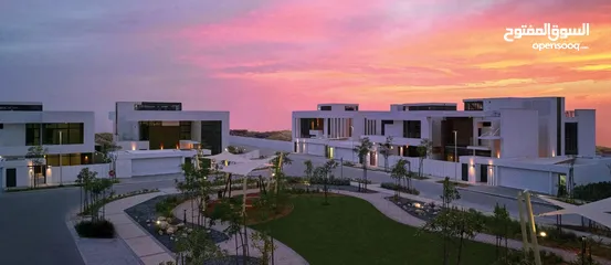  9 4BHK Villa  Good Condition  stand alone villa in west yas  Park View  فيلا 4 غرف مستقله للبيع