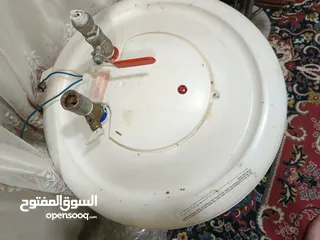  7 غرفة نوم وأجهزة منزلية للبيع