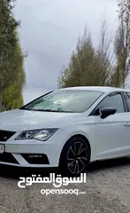  5 سيات ليون اكسيلانس فل مسكر دون فتحه