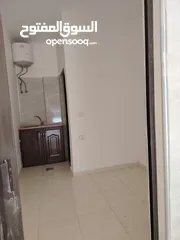  2 مستودع   و محل مقسم بمنطقه حيوية للايجار بدر الجديده