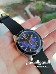  5 ساعة لاكوست استعمال خفيف بحاله ممتازه سعرها لقطه اقل من نص سعر الجديده