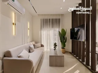  14 أجنحة فندقية للايجار للعائلات بموقع حيوي و مميز السابع