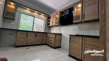  7 شقة أرضية للبيع - الجندويل - موقع راقٍ