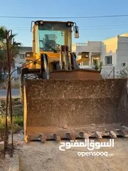  2 جرافة فولفو L90 موديل 2004 للبيع