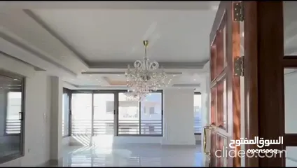  20 شقة طابقية (سكن خاص) للبيع بإطلالة (بانارومية) وجميلة جداً على السيتي مول وحدائق الحسين وقرب مكة مول