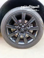  28 LAND ROVER RANGE ROVER VOUGE