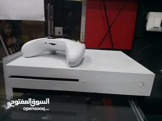  4 اكس بوكس ون إس للبيع