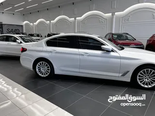  6 BMW 530i 2022 luxury line
