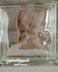  8 طوب زجاجي مستعمل بحالة ممتازه جدا  ساده صناعه اندونيسيه