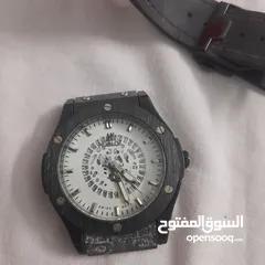  11 ساعات ماركه