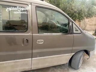  3 باص ستركس موديل 2000